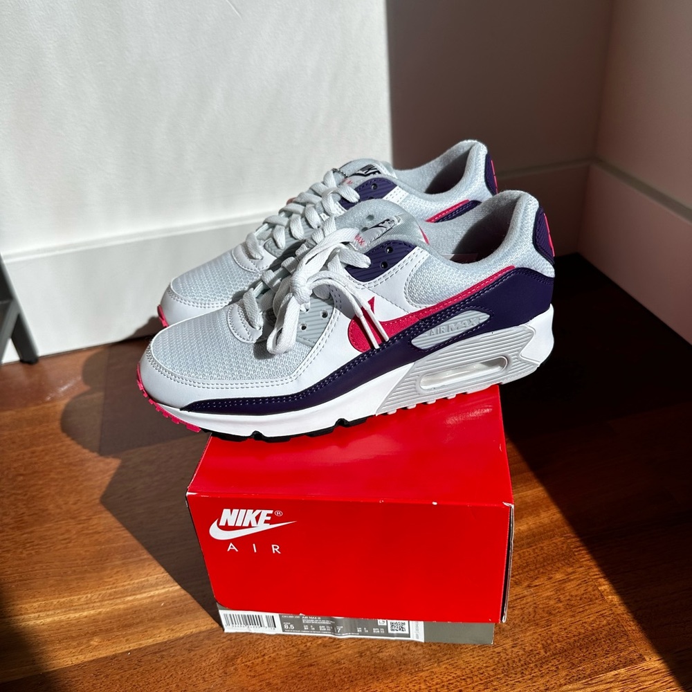 Nike Air Max III - W 8.5 / M 7.0